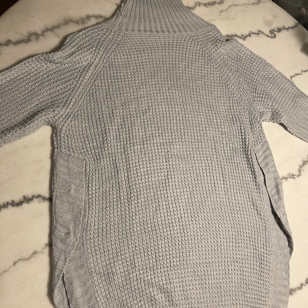 Turtle Neck Sweater - Picture 3 of 3
